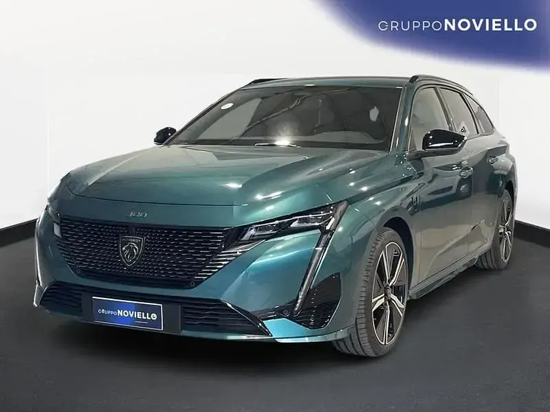 Nuova Peugeot 308 GT 131 CV (96 kW) 2025 Verde Station wagon