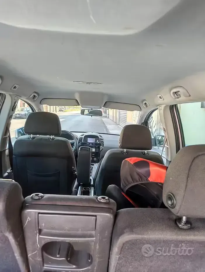 Usata Opel Zafira 150 CV (110 kW) 2013 Grigio Monovolume