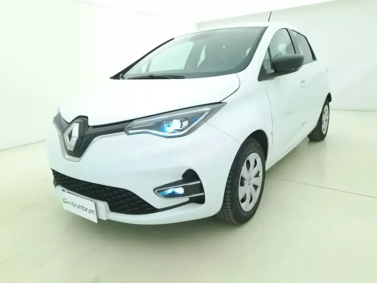 Usata Renault Zoe Zen 50 kW (69 CV) 2022 Biancobianco Utilitaria