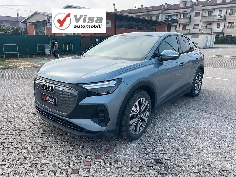 Usata Audi Q4 e-tron Business 150 kW (204 CV) 2023 Grigio SUV