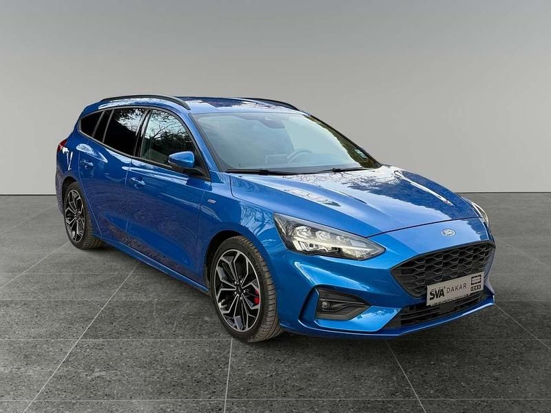 Usata Ford Focus ST-Line 120 CV (88 kW) 2020 Blu/azzurro Station wagon