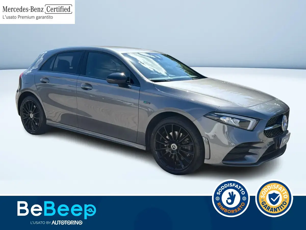 Usata Mercedes A250 Premium 217 CV (159 kW) 2022 Grigio metallizzato Berlina