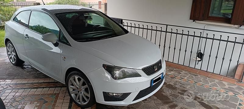 Usata Seat Ibiza FR 2012 Bianco Coupé