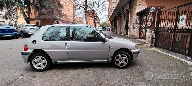 Usata Peugeot 106 Quiksilver 67 CV (49 kW) 2000 Grigio Utilitaria