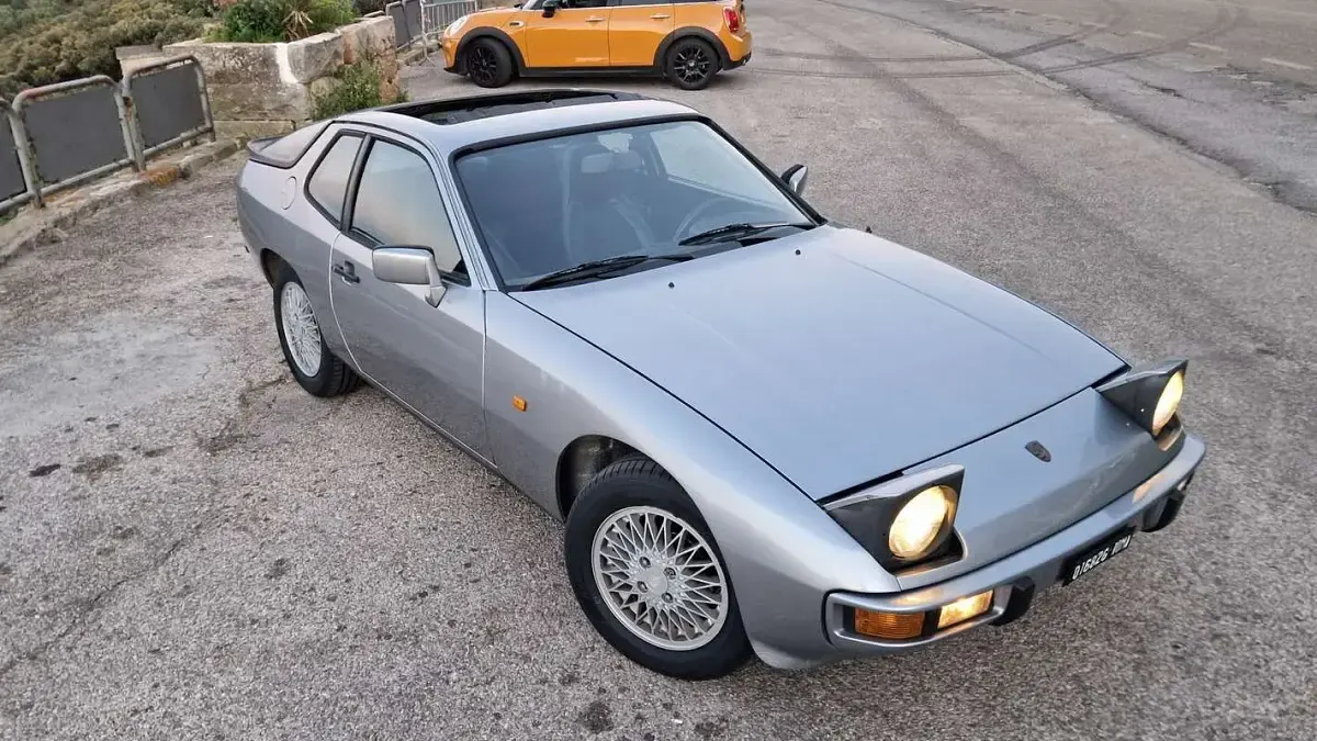 Usata Porsche 924 125 CV (91 kW) 1984 Grigio Coupé
