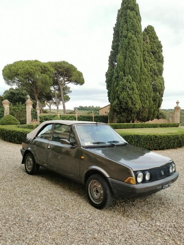 Usata Fiat Ritmo 130 CV (95 kW) 1984 Marrone Cabrio