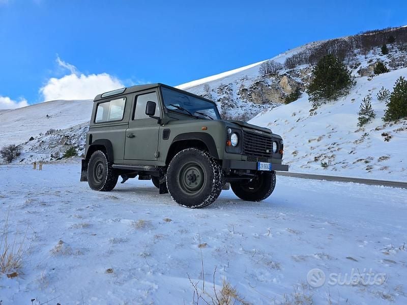 Usata Land Rover Defender 2023 Verde SUV