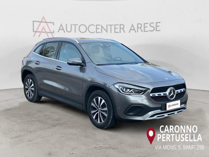 Usata Mercedes GLA250 Business 160 CV (117 kW) 2021 Grigio SUV