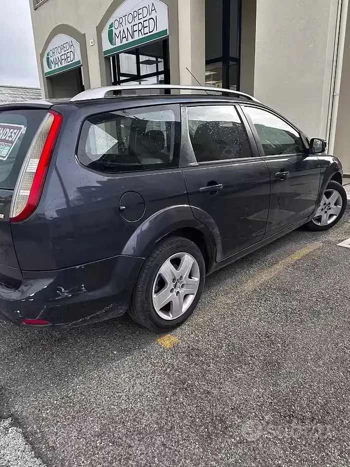 Usata Ford Focus 90 CV (66 kW) 2009 Station wagon