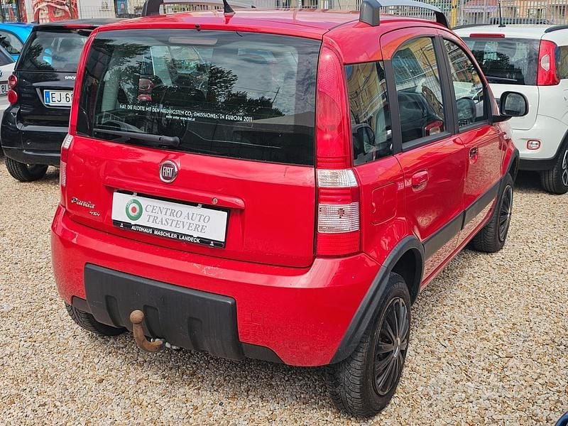 Occasion Fiat Panda 4x4 Climbing 69 ch (50 kW) 2011 Rouge Citadine