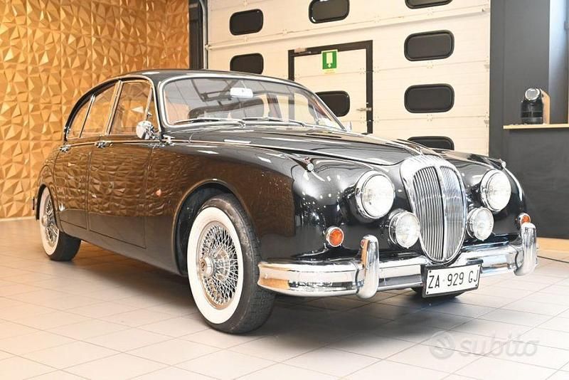 Usata Daimler Sovereign 1960 Nero Berlina