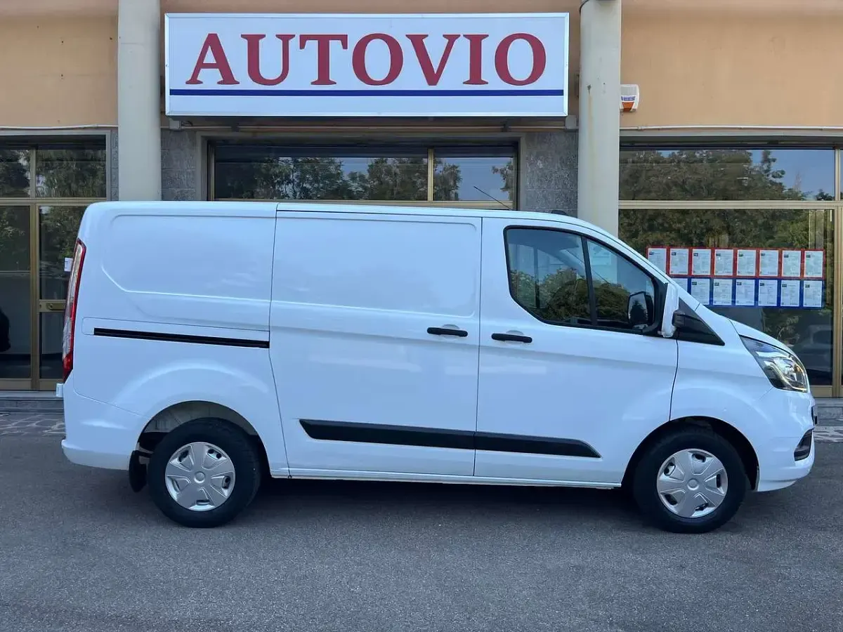 Usata Ford Transit Custom 131 CV (96 kW) 2023 Bianco Furgone