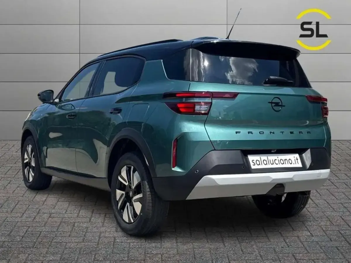 Nuova Opel Frontera 145 CV (106 kW) 2026 Verde SUV