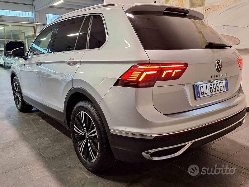 Usata VW Tiguan 150 CV (110 kW) 2022 Grigio SUV