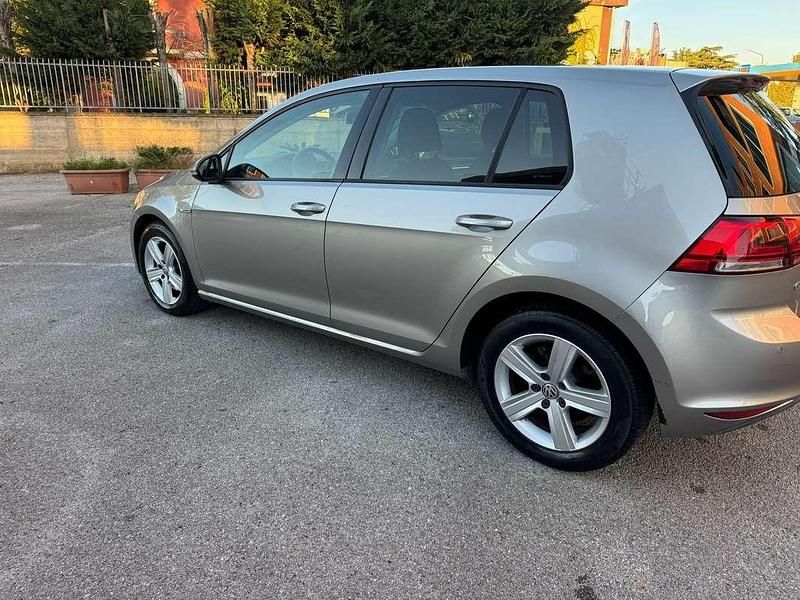 Usata VW Golf VII Highline 110 CV (80 kW) 2014 Grigio Berlina