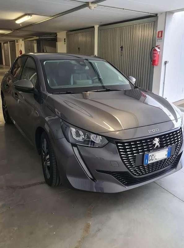 Grigio Usata 2020 Peugeot 208 Due volumi | 11.500 € (Buon prezzo) - Immagine 1/4