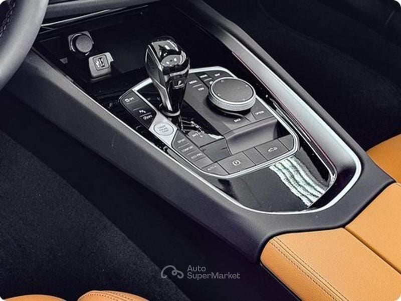 Nuova BMW Z4 M Sport 197 CV (144 kW) 2026 Verde Cabrio