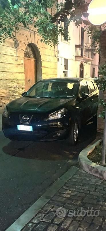 Usata Nissan Qashqai 115 CV (84 kW) 2012 Nero SUV