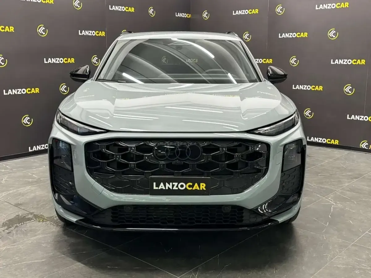 Nuova Audi Q3 S-Line 150 CV (110 kW) 2026 Grigio SUV