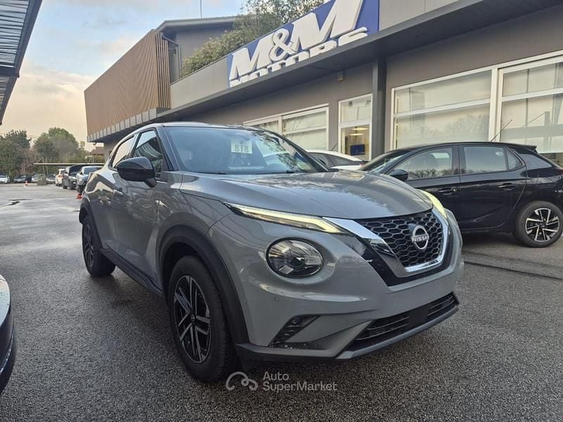Usata Nissan Juke N-Connecta 114 CV (83 kW) 2025 Grigio SUV