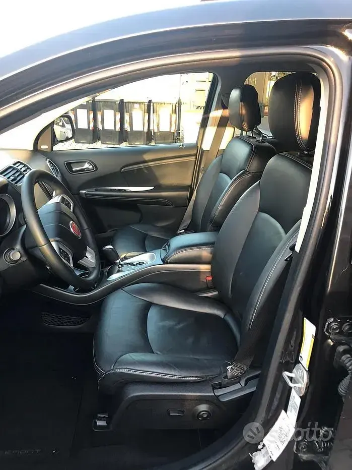 Usata Fiat Freemont 170 CV (125 kW) 2014 Nero SUV