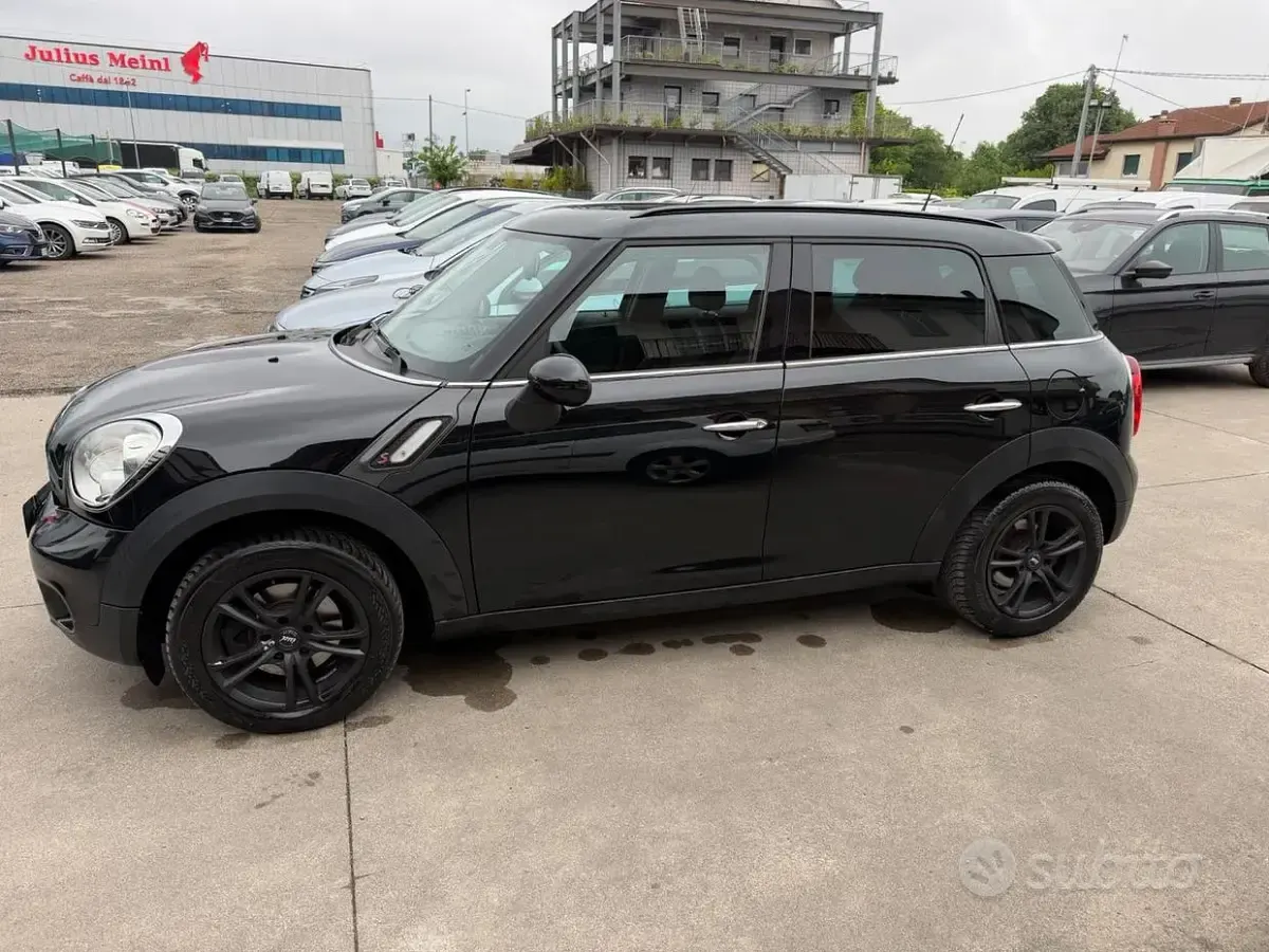 Usata Mini Cooper Countryman 143 CV (105 kW) 2014 Nero SUV