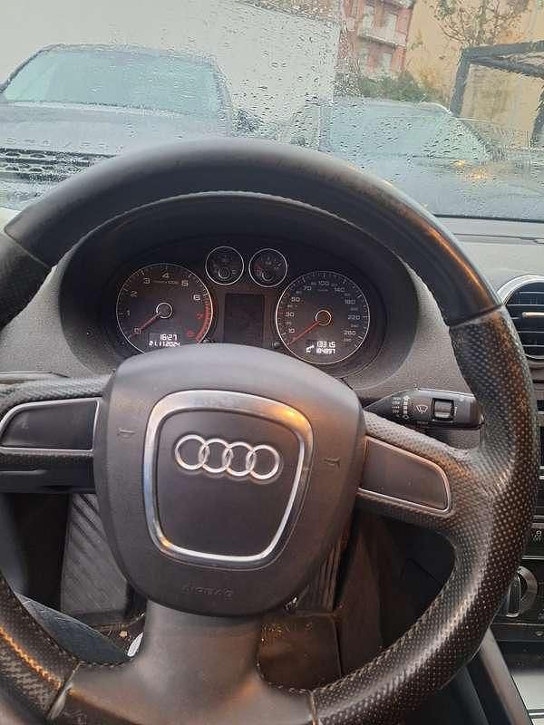 Usata 2011 Audi A3 Ambition Tre volumi | 4500 € (Super prezzo) - Immagine 1/4