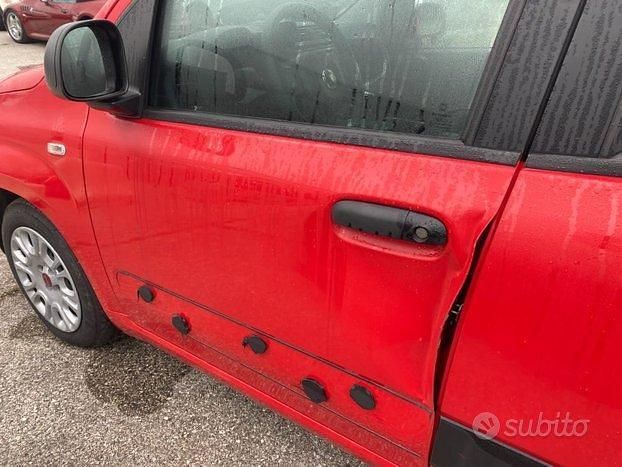 Usata Fiat Panda S 70 CV (51 kW) 2022 Rosso Berlina