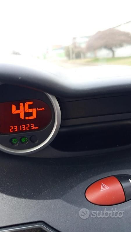 Usata Renault Twingo 75 CV (55 kW) 2013 Bianco Utilitaria