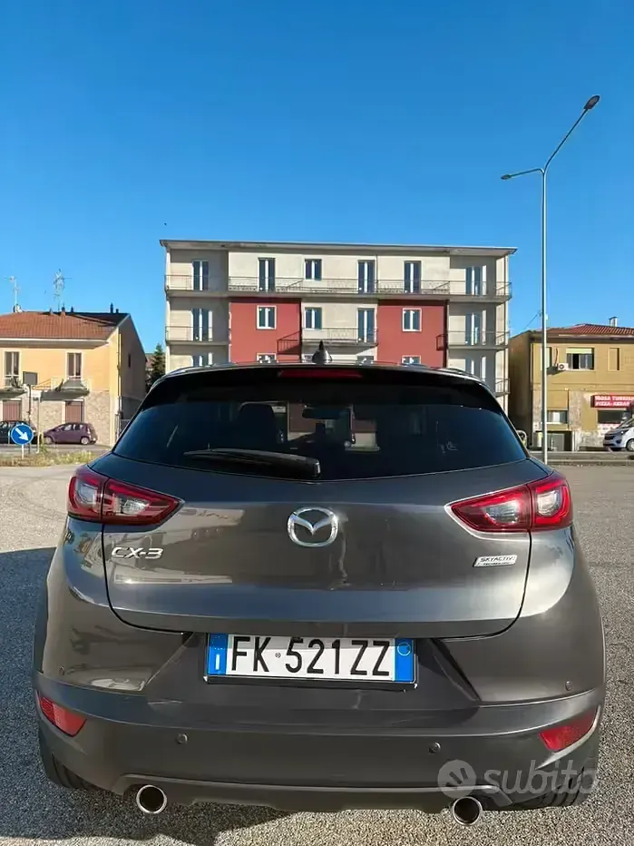 Usata Mazda CX-3 Edition 105 CV (77 kW) 2017 Nero SUV