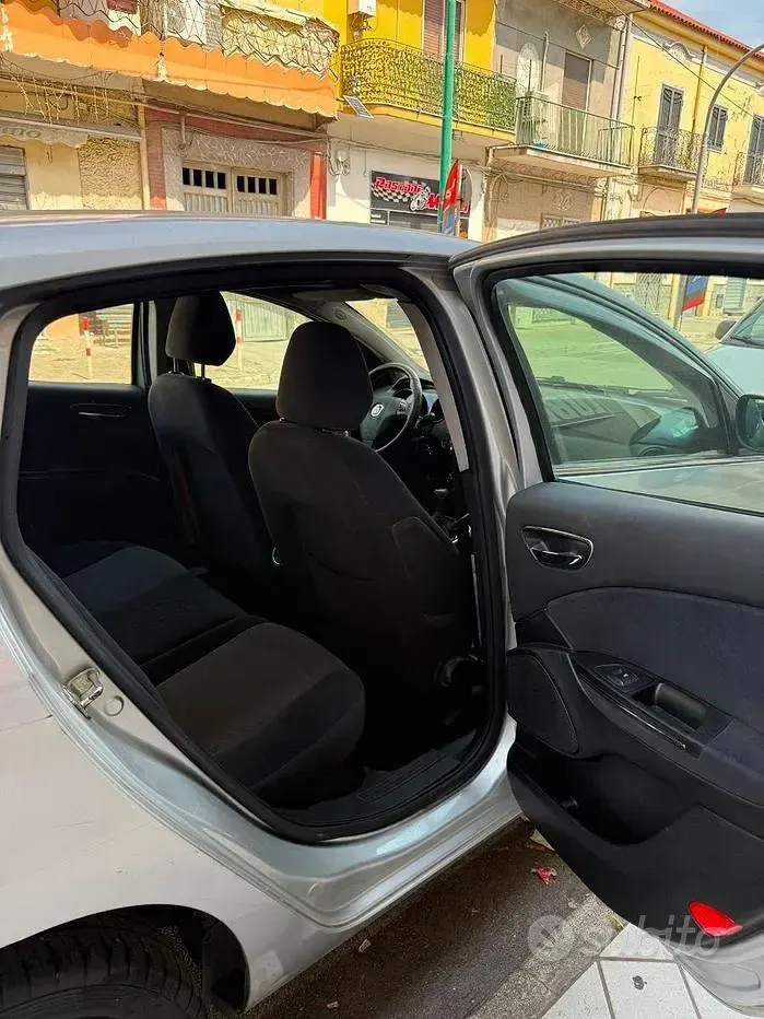 Usata Fiat Bravo 120 CV (88 kW) 2011 Grigio Utilitaria