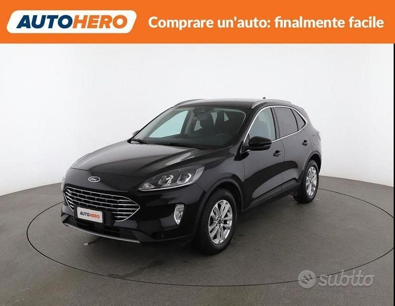 Usata Ford Kuga Titanium 120 CV (88 kW) 2020 Nero SUV