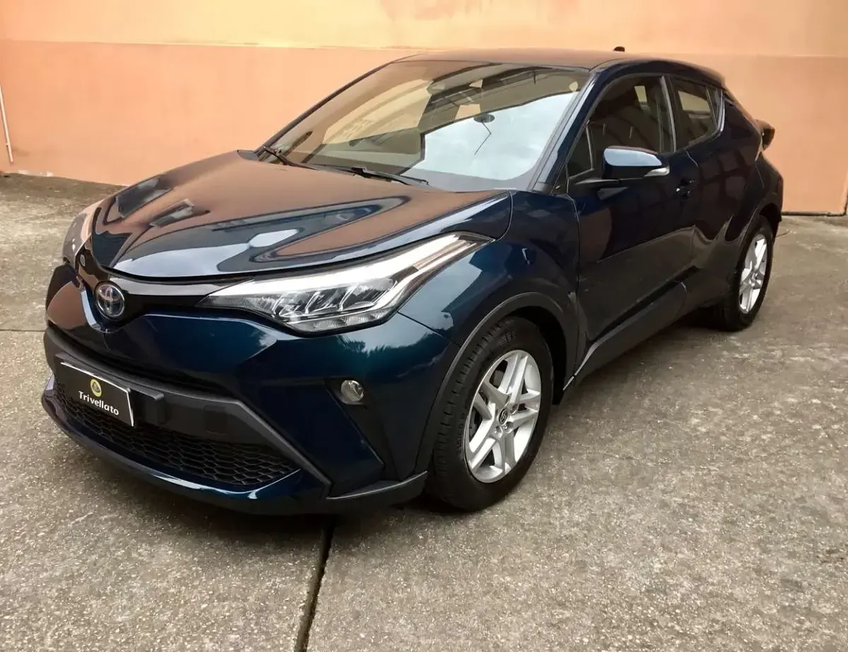 Usata Toyota C-HR Business Edition 122 CV (89 kW) 2023 Blu/verde perlato SUV