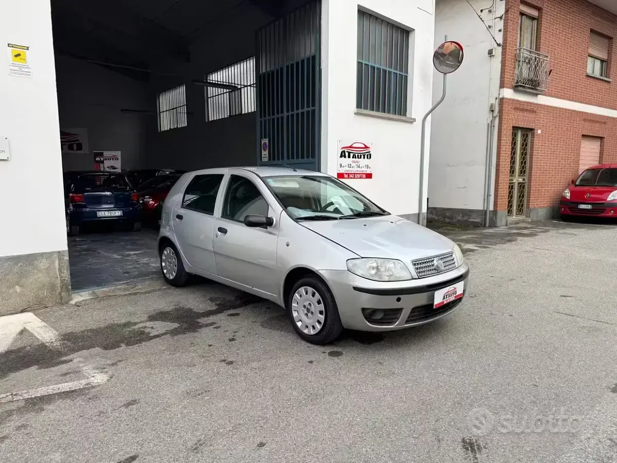Usata Fiat Punto Classica 60 CV (44 kW) 2008 Utilitaria