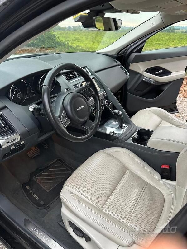 Usata 2020 Jaguar E-Pace SUV | 22.000 € (Super prezzo) - Immagine 1/4
