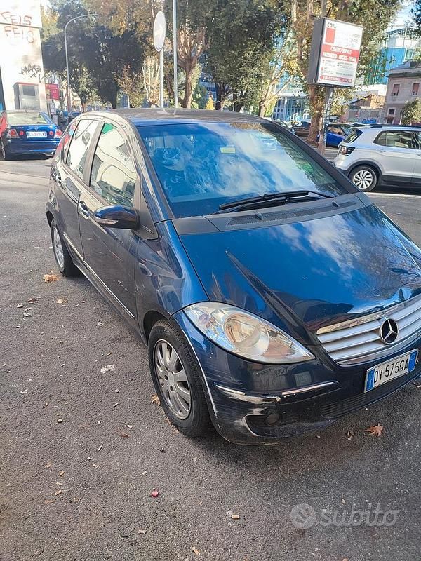 Usata 2009 Mercedes A180 Due volumi | 2500 € - Immagine 1/4