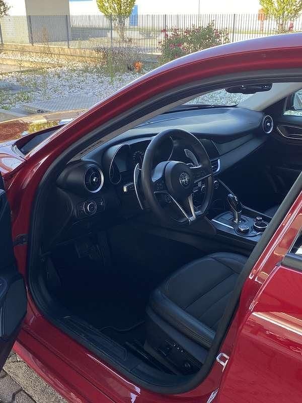 Usata Alfa Romeo Giulia Super 200 CV (147 kW) 2018 Berlina