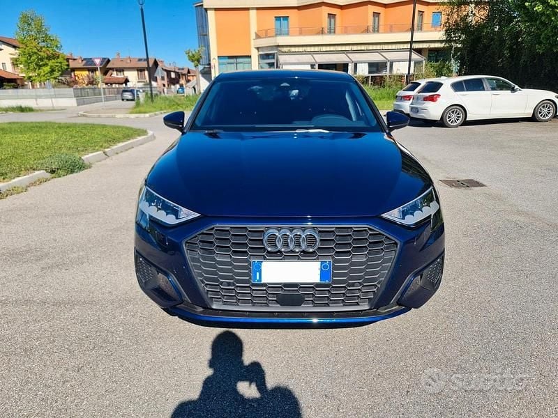 Usata Audi A3 116 CV (85 kW) 2024 Blu Berlina