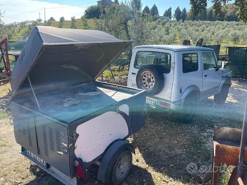 Usata Suzuki Samurai 63 CV (46 kW) 2001 Bianco SUV