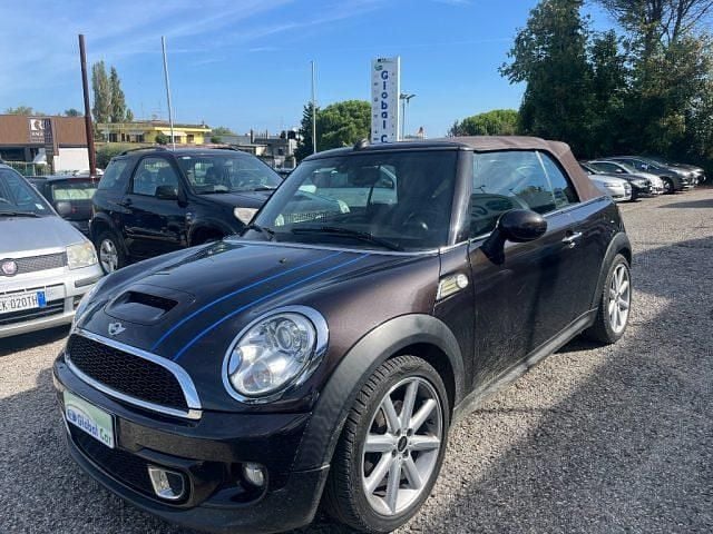 Usata Mini Cooper SD Cabriolet 143 CV (105 kW) 2014 Nero Cabrio