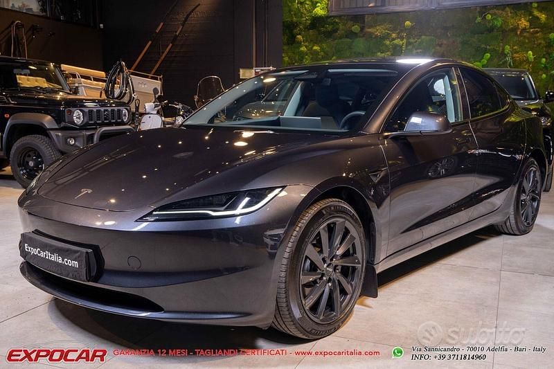 Usata Tesla Model 3 Long Range AWD 366 kW (498 CV) 2023 Grigio Berlina