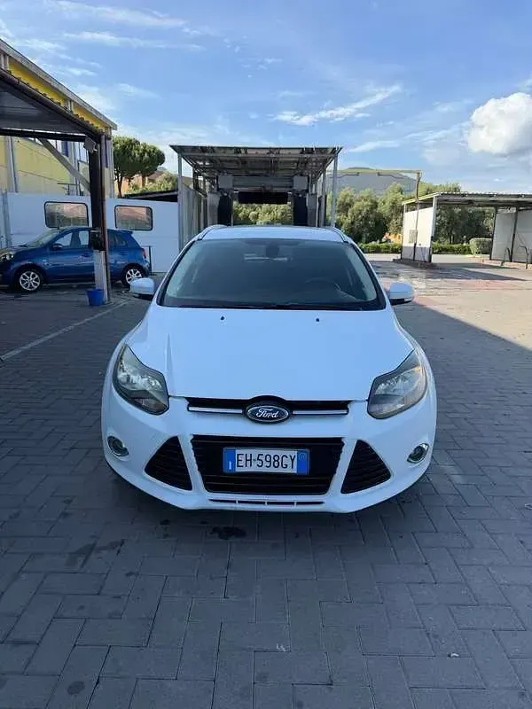 Usata Ford Focus Titanium 116 CV (85 kW) 2011 Station wagon