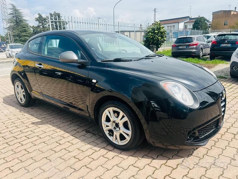 Usata Alfa Romeo MiTo Distinctive 95 CV (69 kW) 2011 Nero Utilitaria