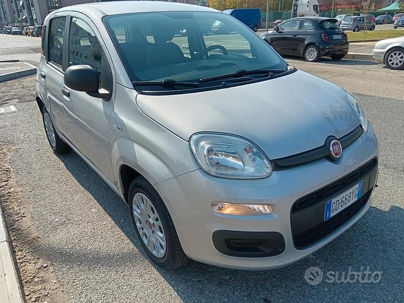 Usata Fiat Panda Easy 69 CV (50 kW) 2020 Grigio Berlina