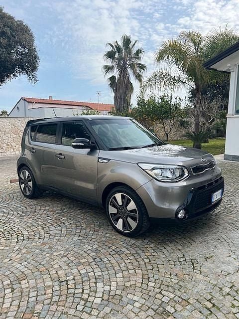 Usata Kia Soul 2016 Grigio SUV