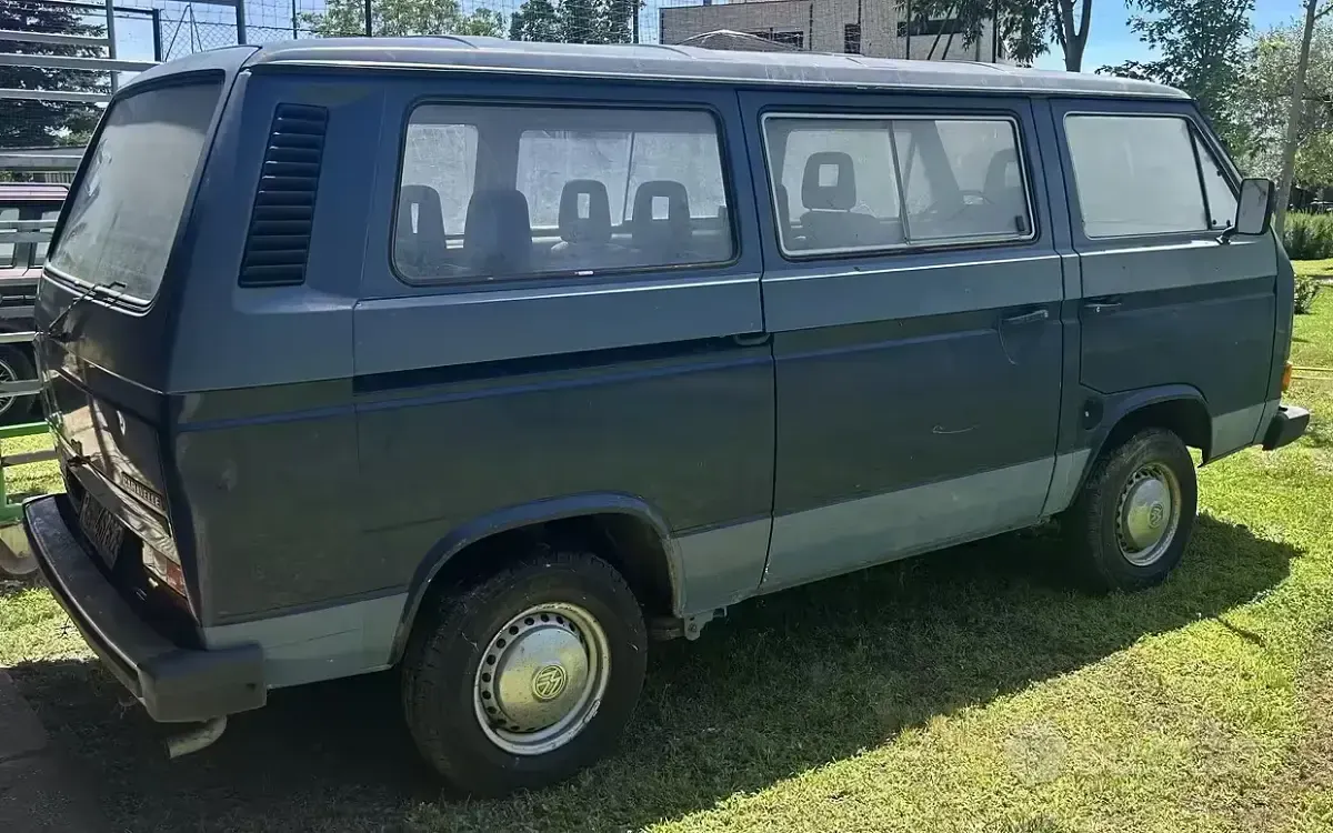 Usata VW Caravelle 1983 Bluazzurro Monovolume