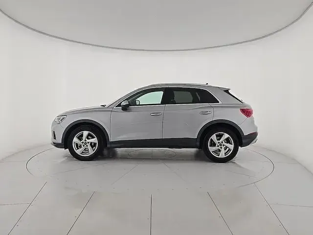 Gebraucht Audi Q3 Advanced 150 PS (110 kW) 2024 Silber SUV