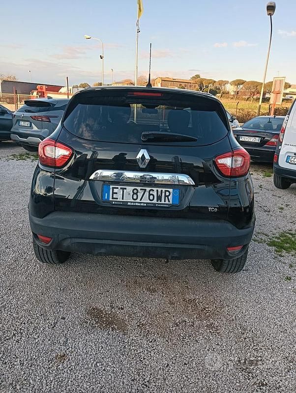 Usata Renault Captur 120 CV (88 kW) 2014 Nero SUV
