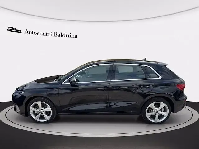 Usata Audi A3 Advanced 204 CV (150 kW) 2024 Nero brillante Berlina