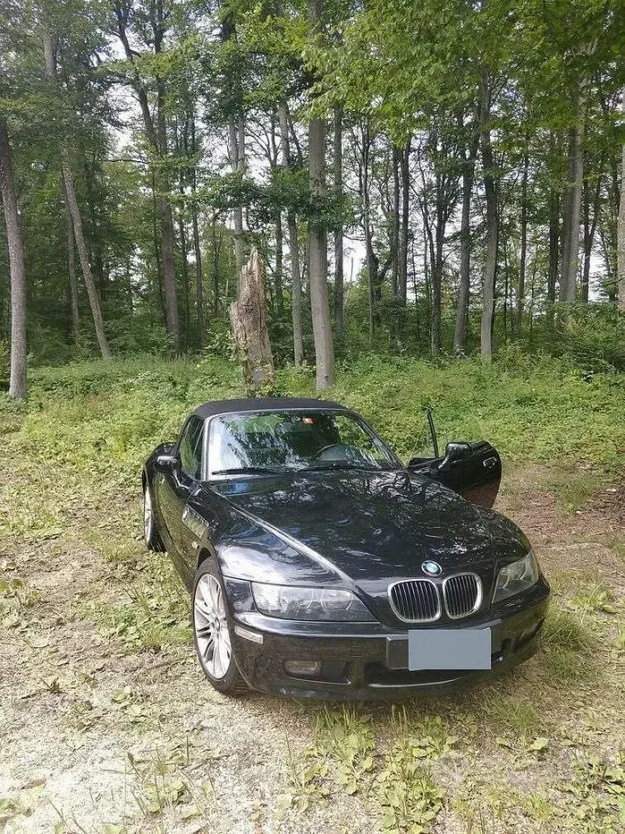 Usata BMW Z3 Efficient Dynamics 118 CV (86 kW) 2003 Nero Cabrio